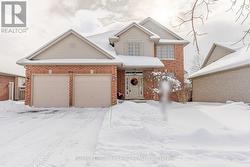 914 COLLINS DRIVE N London South (South L), ON N6K 4X6