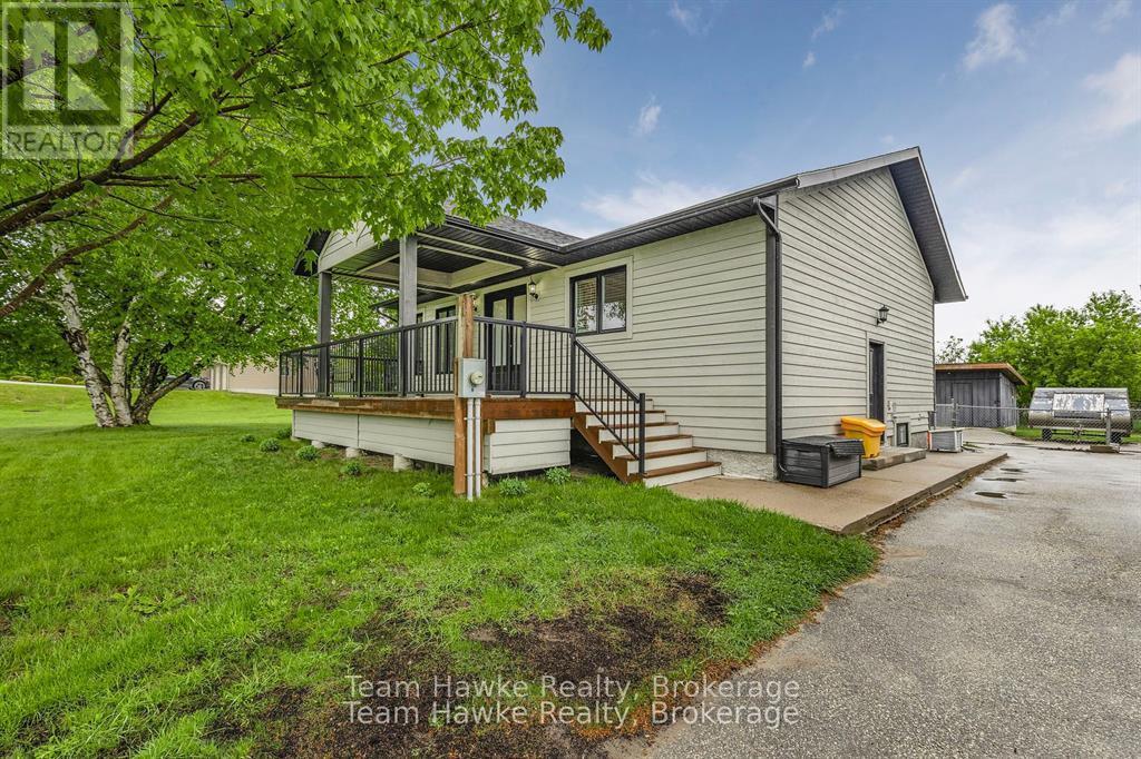 969 William Street, Midland, ON - Outdoor With Deck Patio Veranda