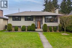 140 HARVEY STREET New Westminster, BC V3L 4G2