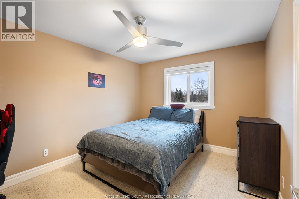 8384 Annie, Amherstburg, ON - Indoor Photo Showing Bedroom