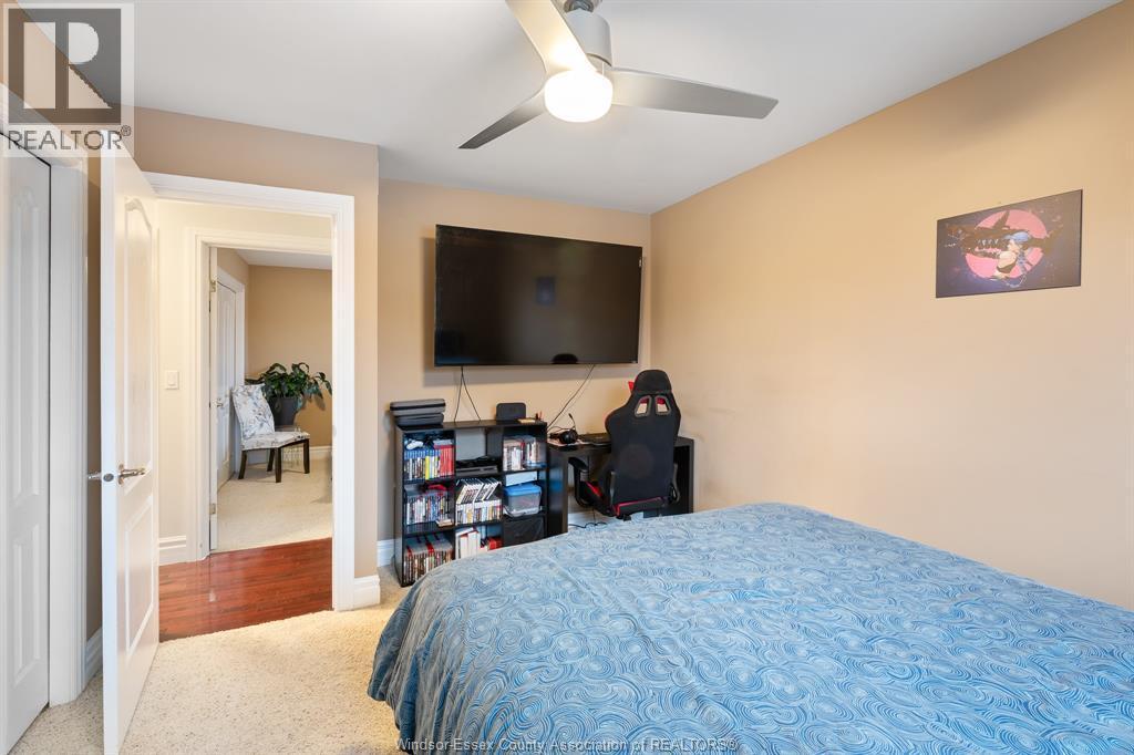 8384 Annie, Amherstburg, ON - Indoor Photo Showing Bedroom