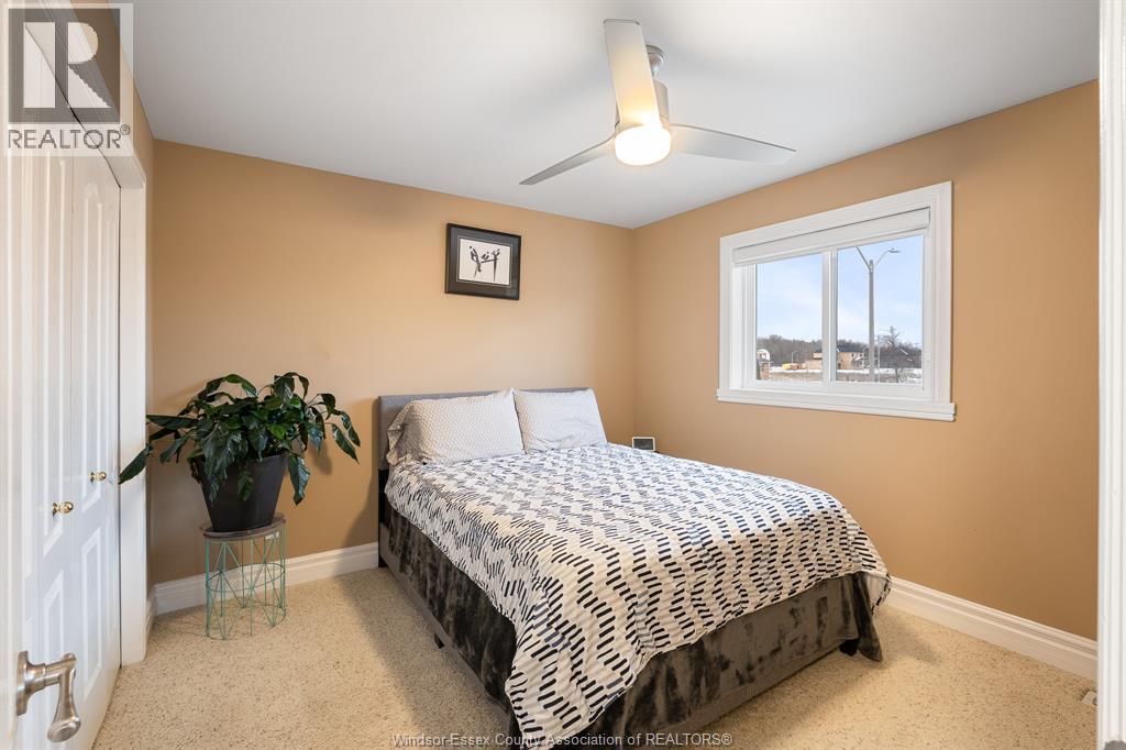 8384 Annie, Amherstburg, ON - Indoor Photo Showing Bedroom