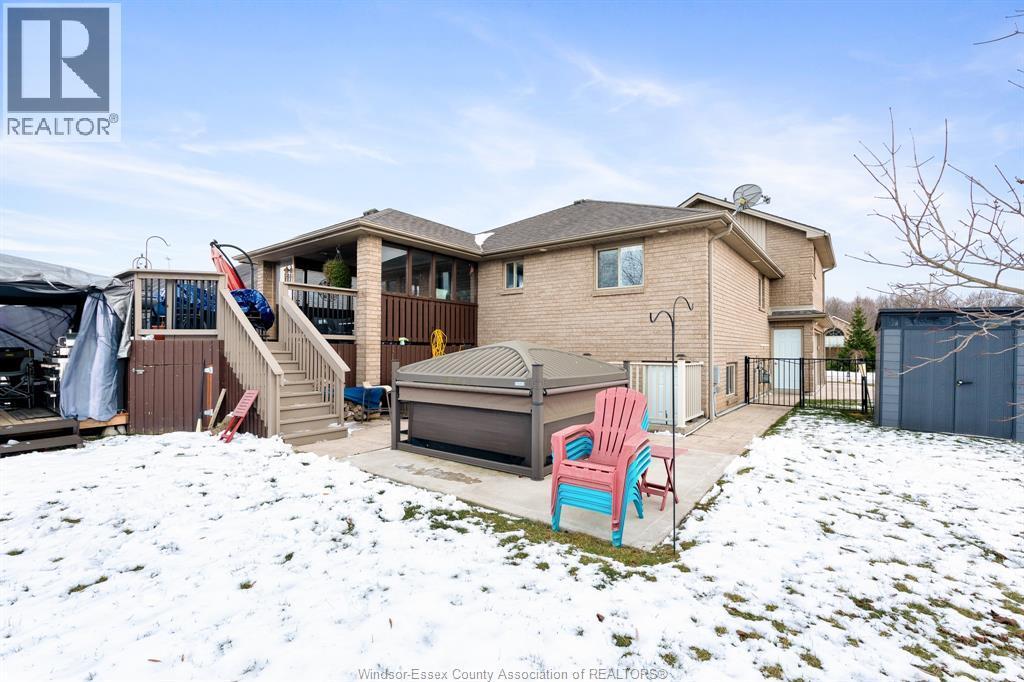 8384 Annie, Amherstburg, ON - Outdoor With Exterior