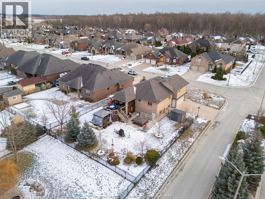 8384 Annie, Amherstburg, ON - Outdoor With View
