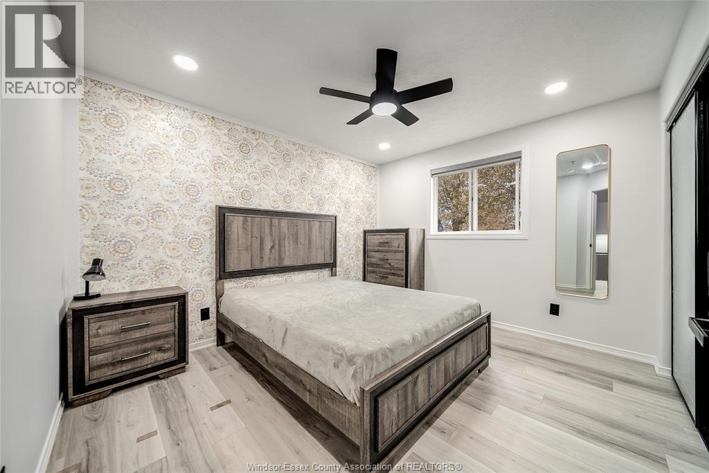 3812 Devonwood Avenue, Windsor, ON