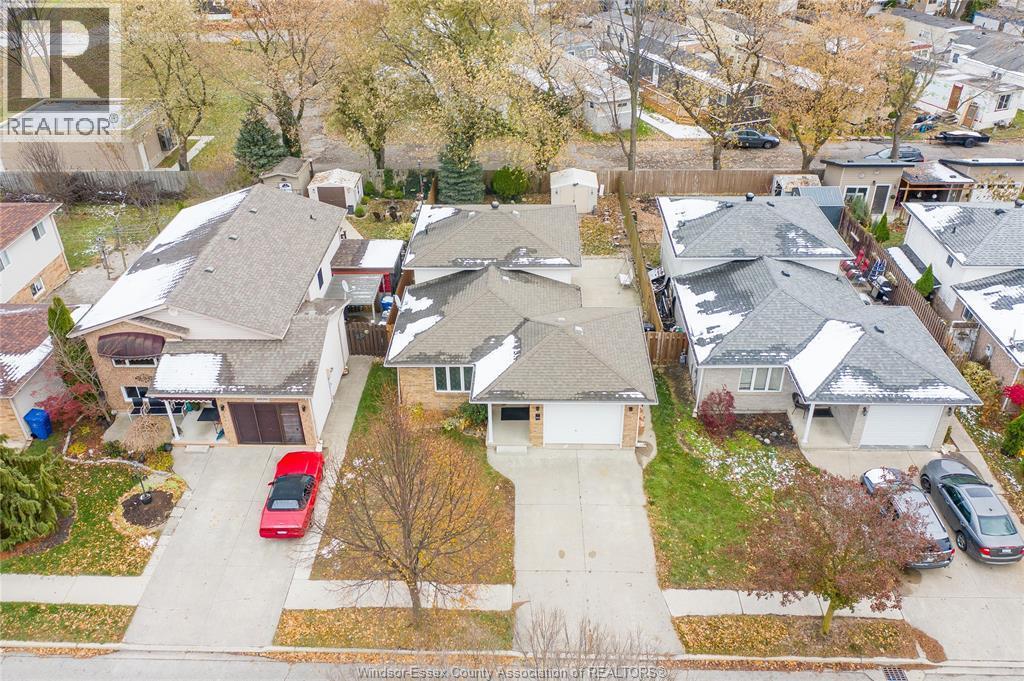 3812 Devonwood Avenue, Windsor, ON
