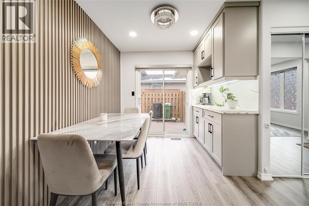 3812 Devonwood Avenue, Windsor, ON