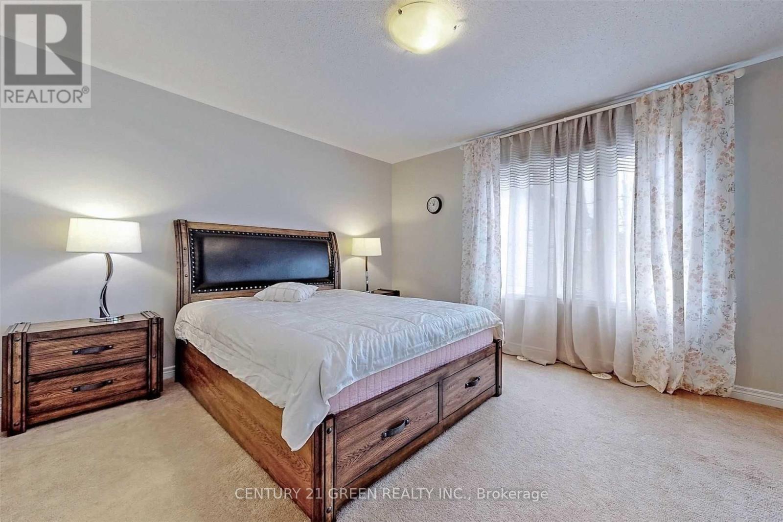 21 Cedar Lake Crescent, Brampton, ON - Indoor Photo Showing Bedroom