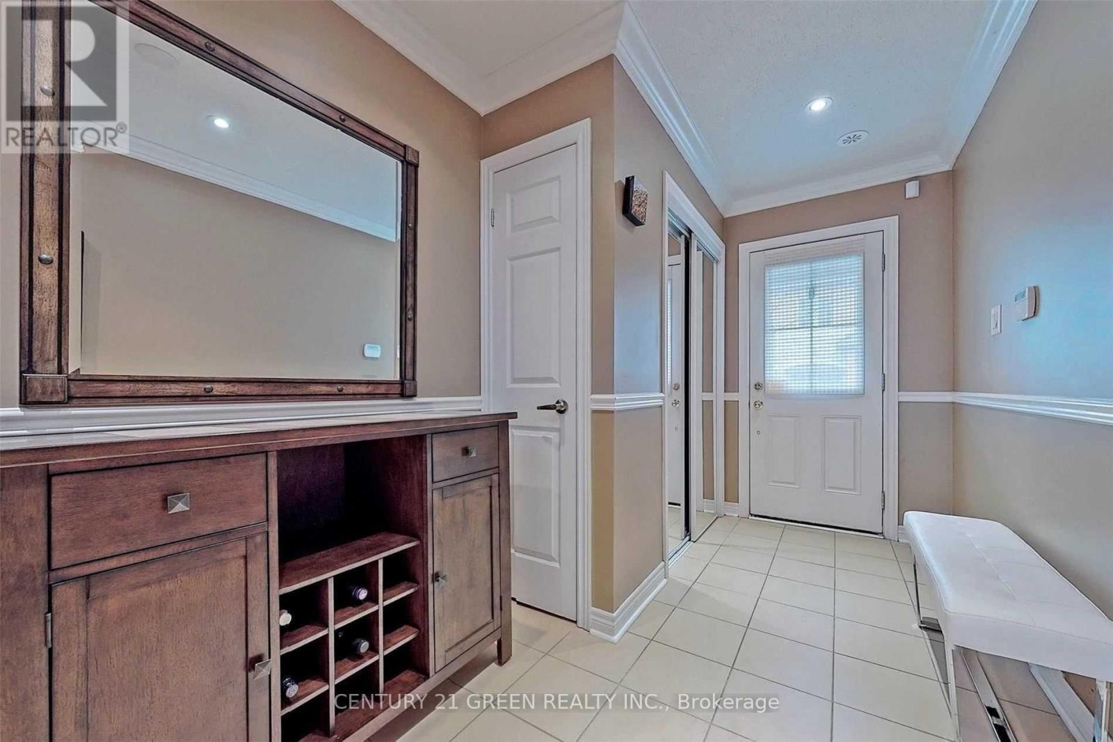 21 Cedar Lake Crescent, Brampton, ON - Indoor Photo Showing Other Room