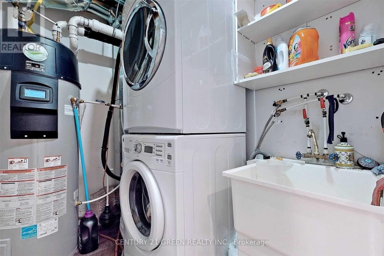 21 Cedar Lake Crescent, Brampton, ON - Indoor Photo Showing Laundry Room
