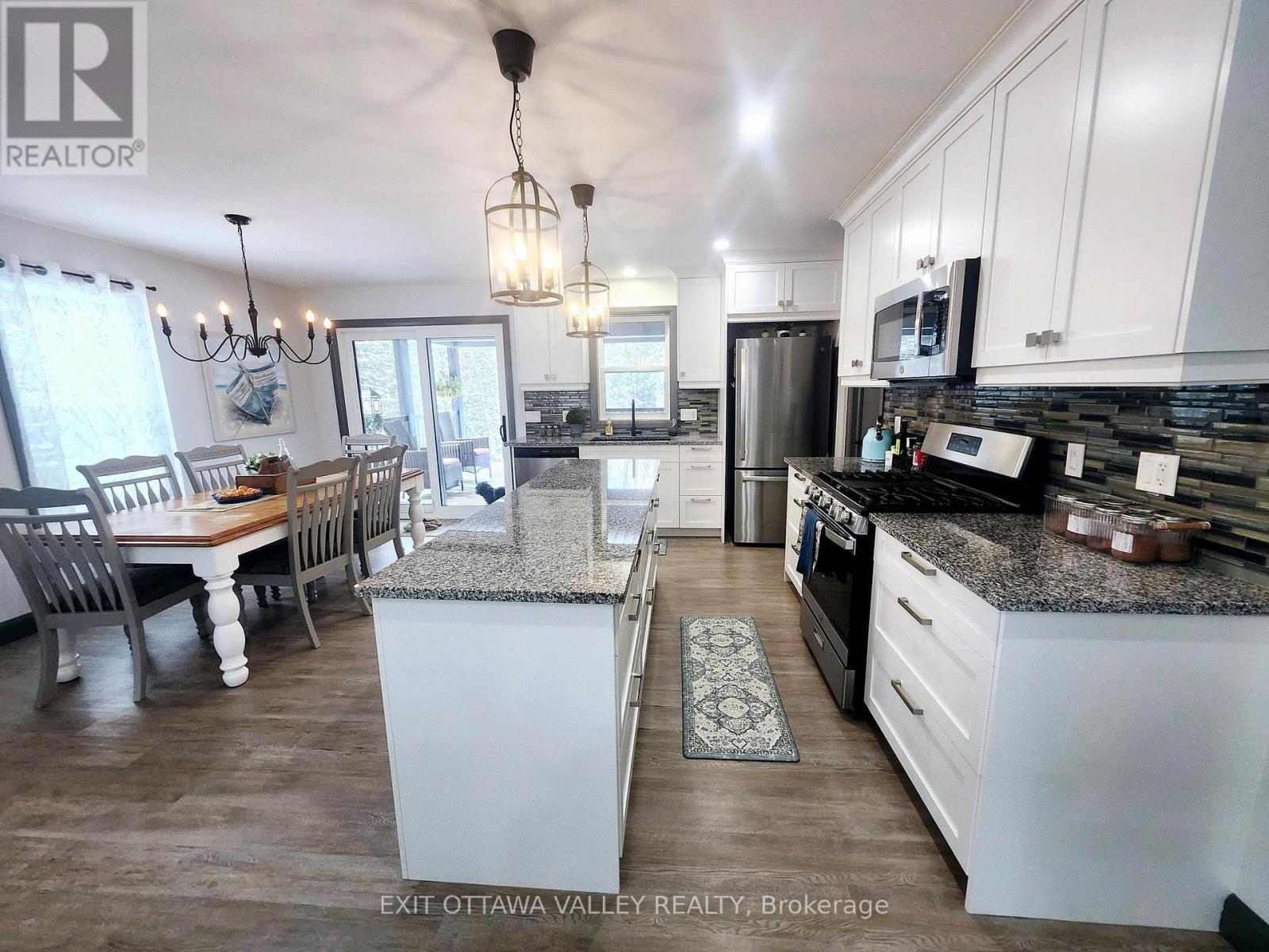 1485 Rapid Road, Whitewater Region, ON - Indoor Photo Showing Kitchen With Stainless Steel Kitchen With Upgraded Kitchen