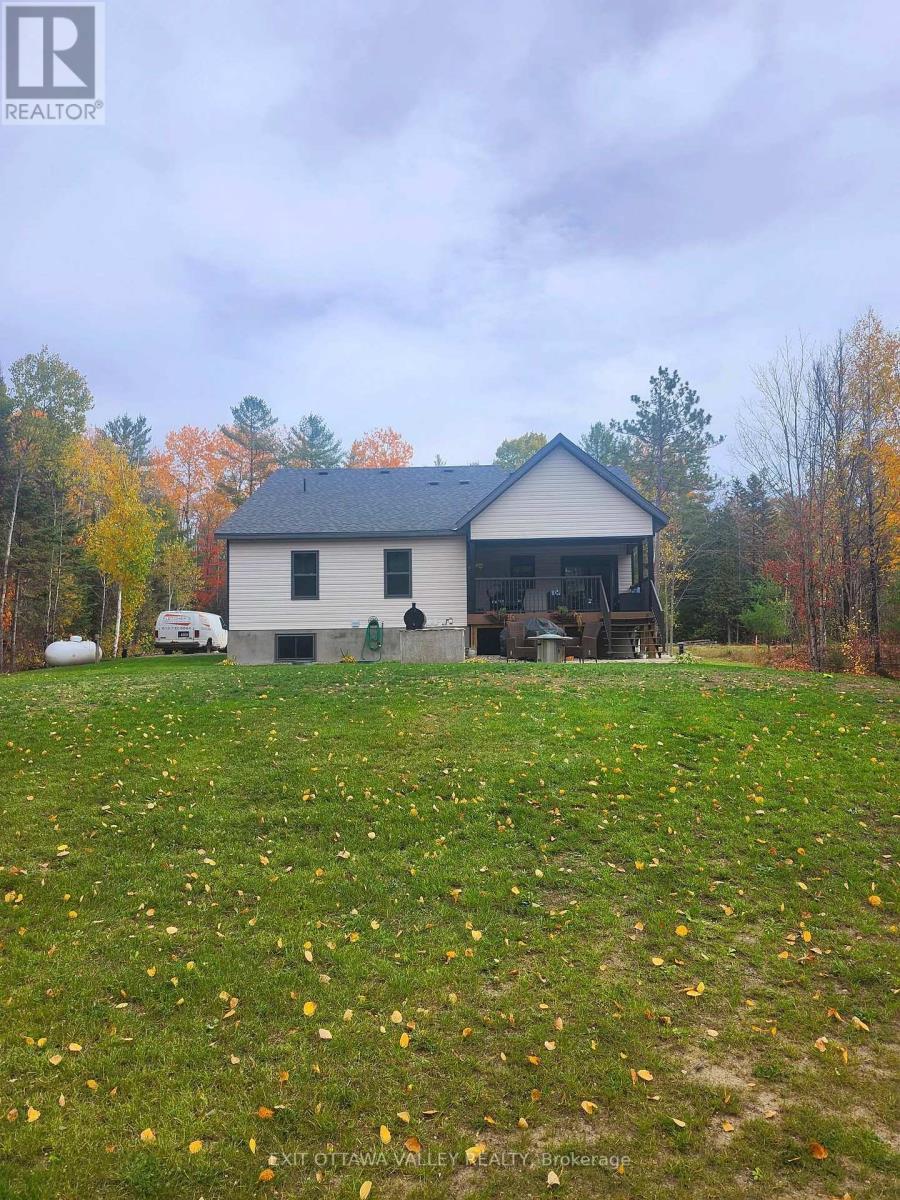 1485 Rapid Road, Whitewater Region, ON - Outdoor