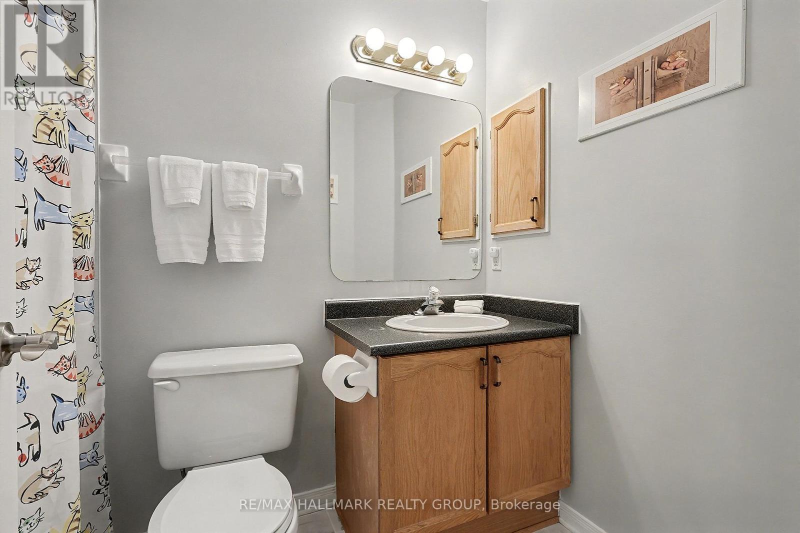 1690 Jobin Crescent, Ottawa, ON - Indoor Photo Showing Bathroom
