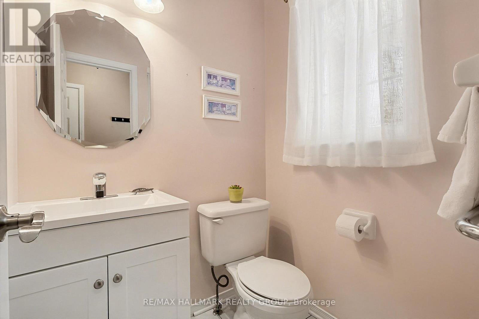 1690 Jobin Crescent, Ottawa, ON - Indoor Photo Showing Bathroom