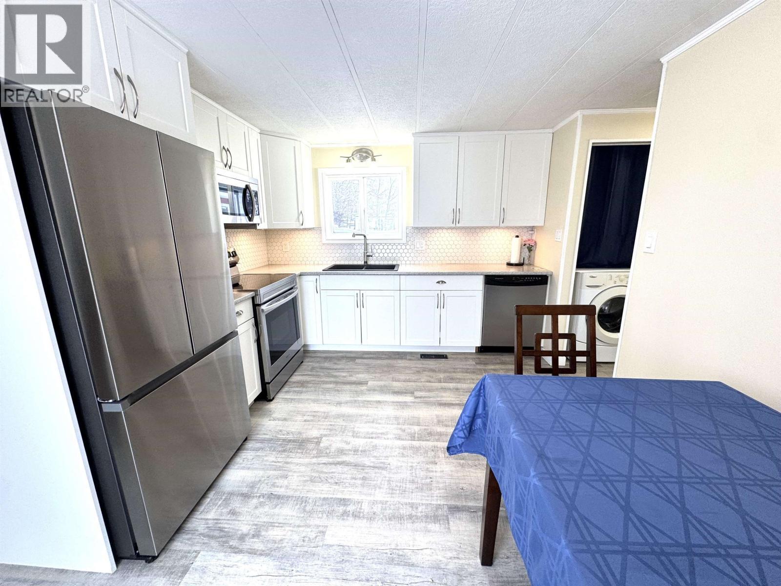 119 8420 Alaska Road, Fort St. John, BC - Indoor Photo Showing Kitchen