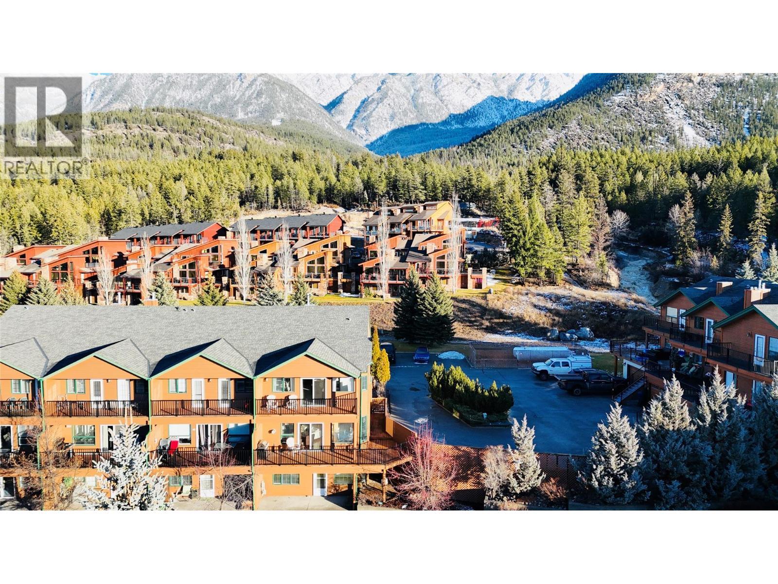 5201 Fairway Drive Unit# 704, Fairmont Hot Springs, BC - Outdoor With View