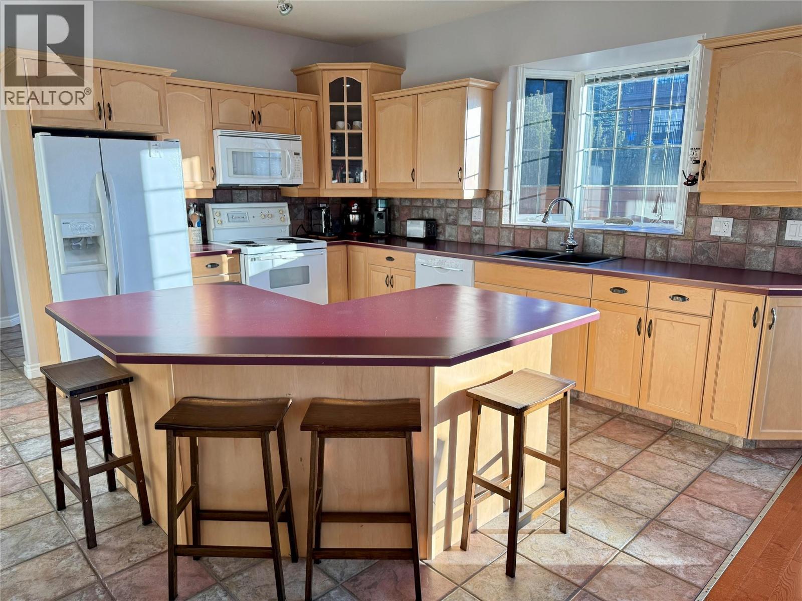 5201 Fairway Drive Unit# 704, Fairmont Hot Springs, BC - Indoor Photo Showing Kitchen