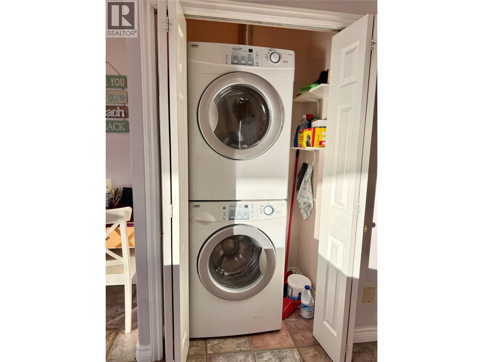 5201 Fairway Drive Unit# 704, Fairmont Hot Springs, BC - Indoor Photo Showing Laundry Room