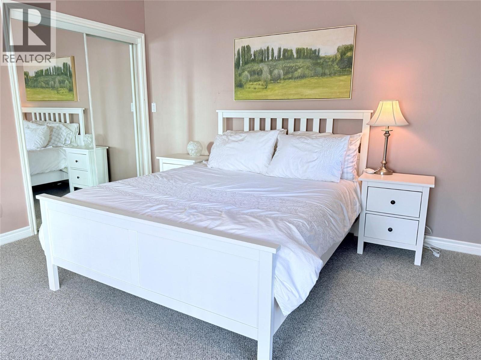 5201 Fairway Drive Unit# 704, Fairmont Hot Springs, BC - Indoor Photo Showing Bedroom