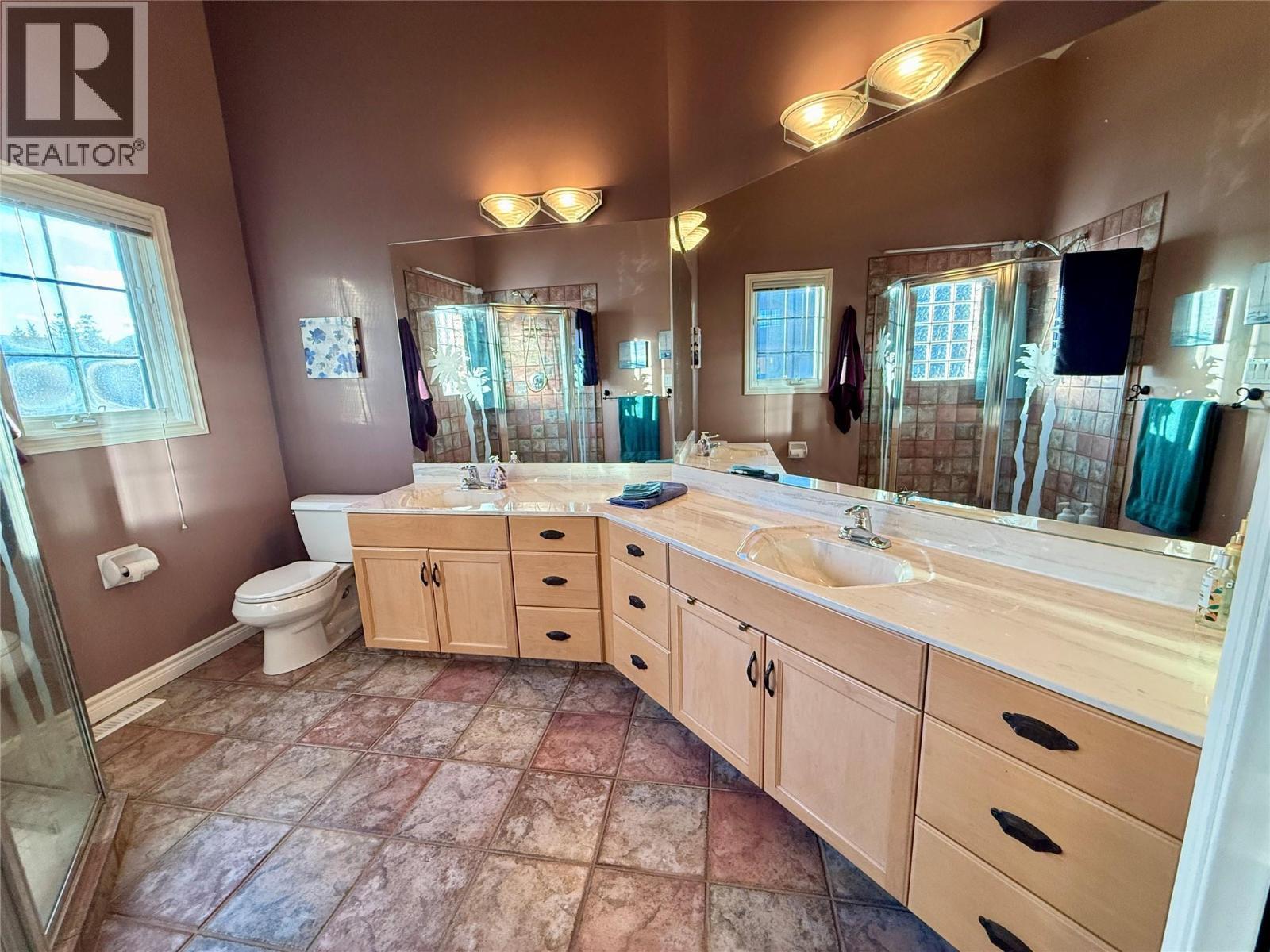 5201 Fairway Drive Unit# 704, Fairmont Hot Springs, BC - Indoor Photo Showing Bathroom
