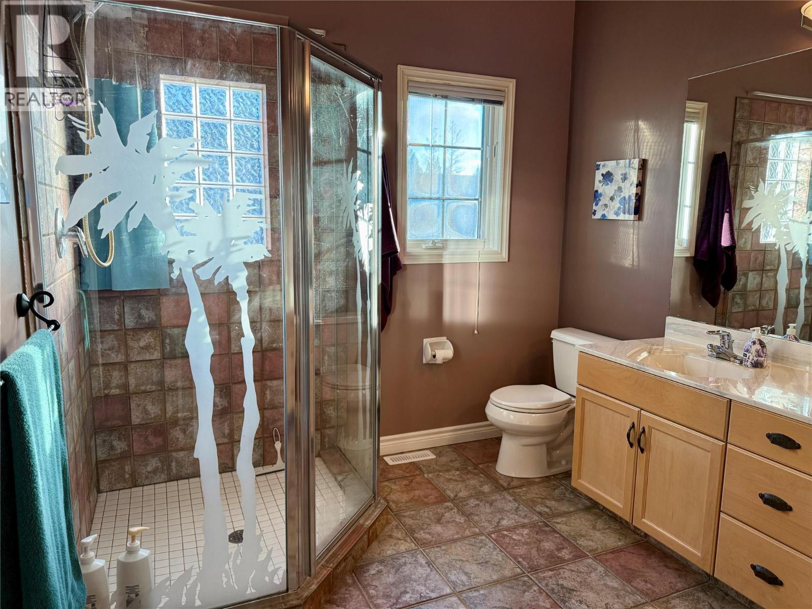 5201 Fairway Drive Unit# 704, Fairmont Hot Springs, BC - Indoor Photo Showing Bathroom