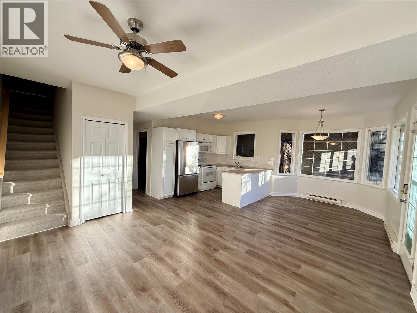 5201 Fairway Drive Unit# 704, Fairmont Hot Springs, BC - Indoor Photo Showing Other Room