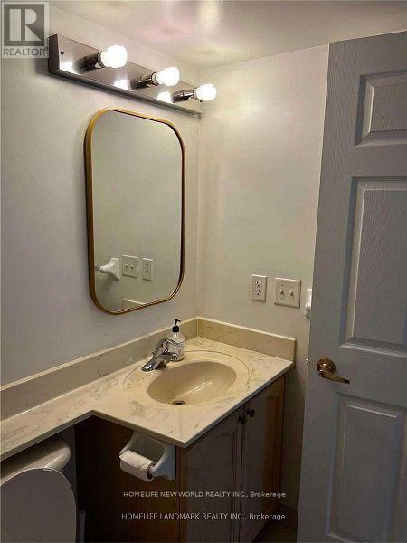 710 - 26 Olive Avenue, Toronto, ON - Indoor Photo Showing Bathroom