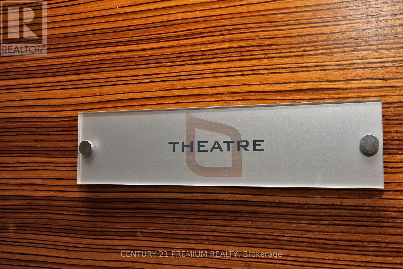 1015 - 135 Village Green Square, Toronto, ON - Outdoor