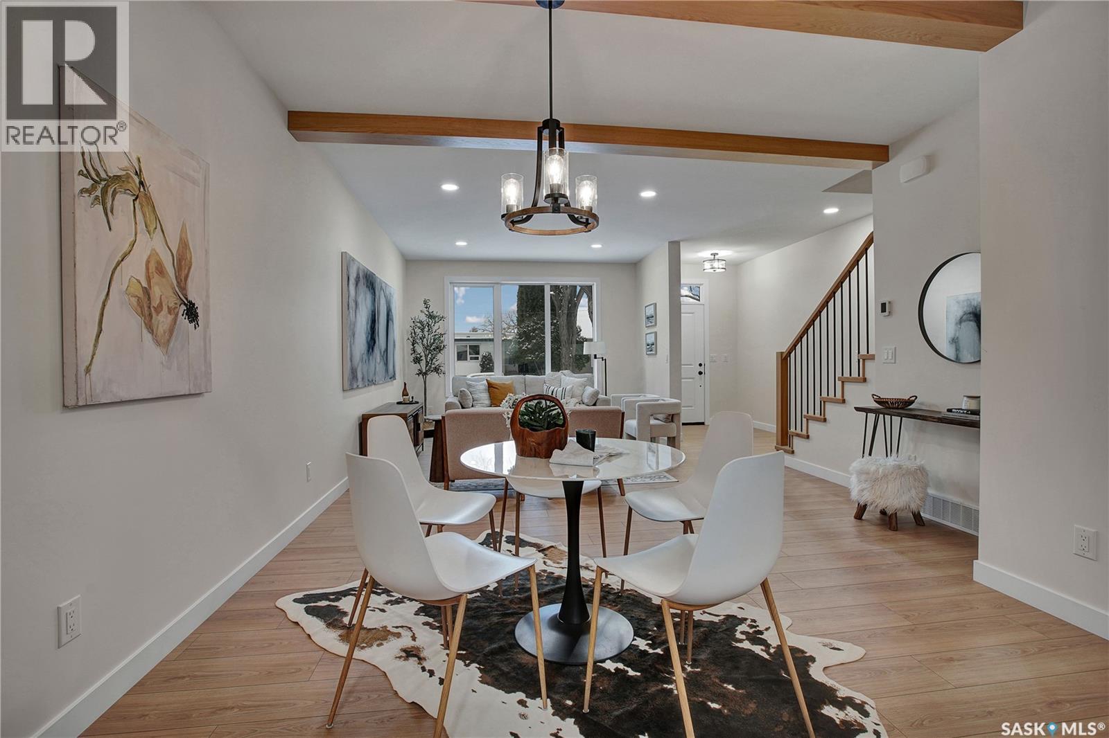 1401 Cairns Avenue, Saskatoon, SK - Indoor Photo Showing Dining Room
