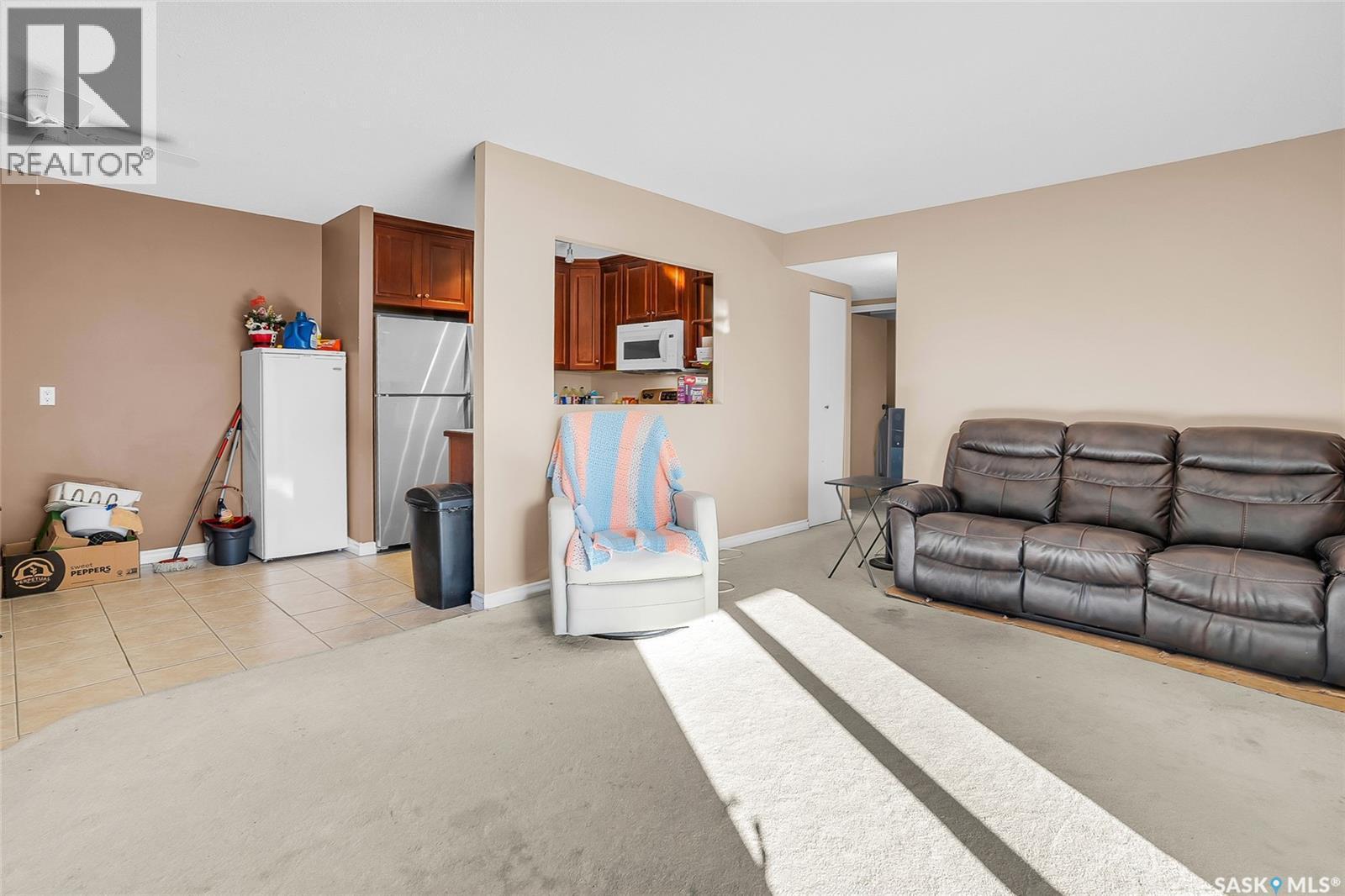 302 437 Pendygrasse Road, Saskatoon, SK - Indoor