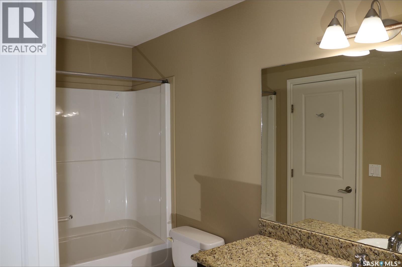 410 615 Lynd Crescent, Saskatoon, SK - Indoor Photo Showing Bathroom
