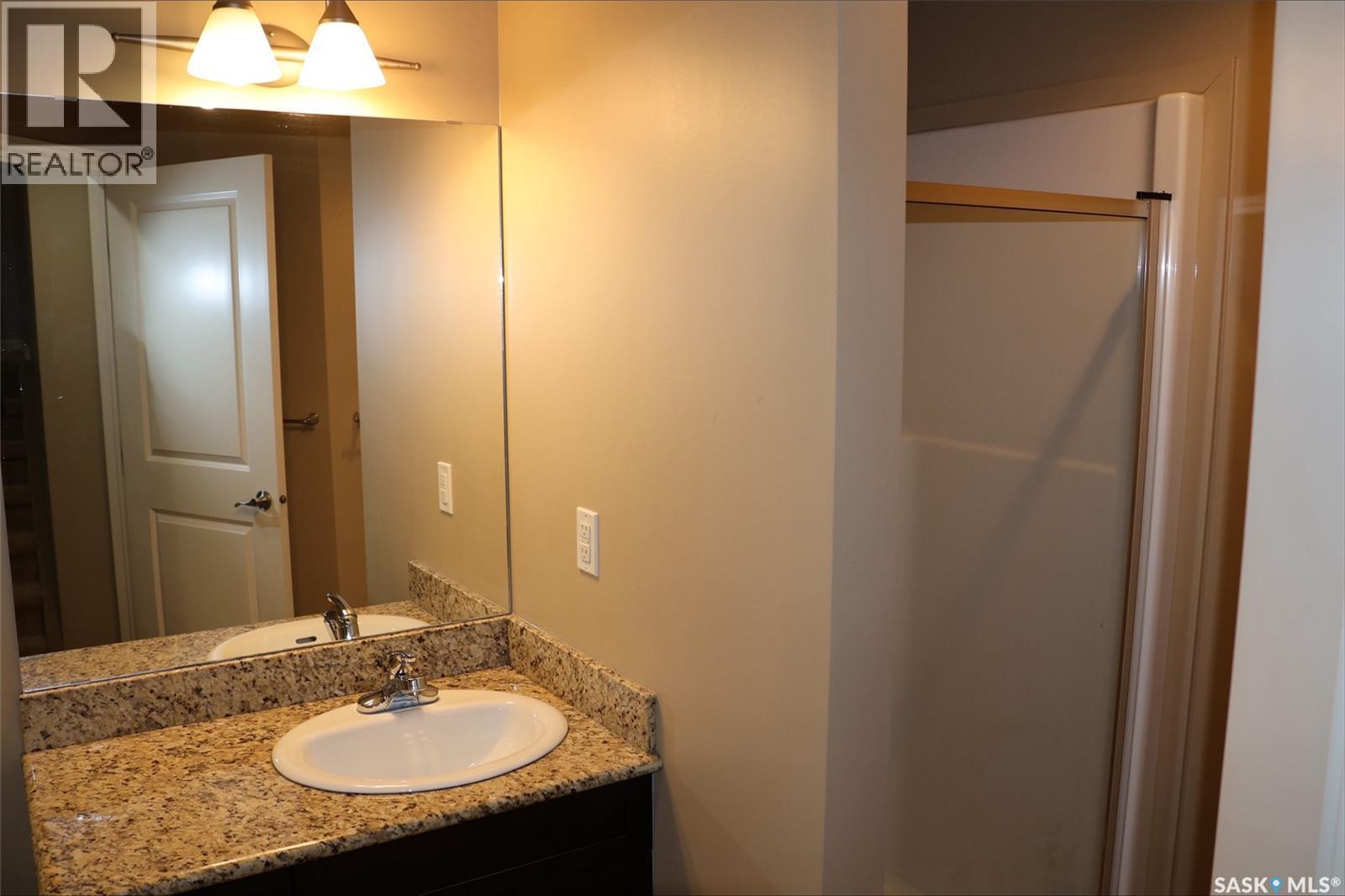 410 615 Lynd Crescent, Saskatoon, SK - Indoor Photo Showing Bathroom