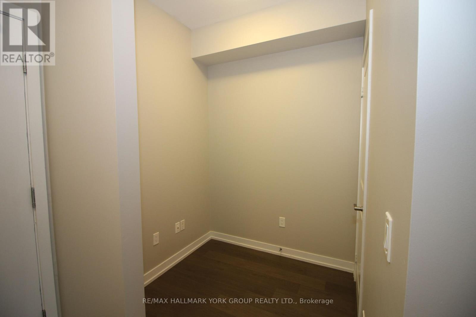 225 - 555 William Graham Drive, Aurora, ON - Indoor Photo Showing Other Room