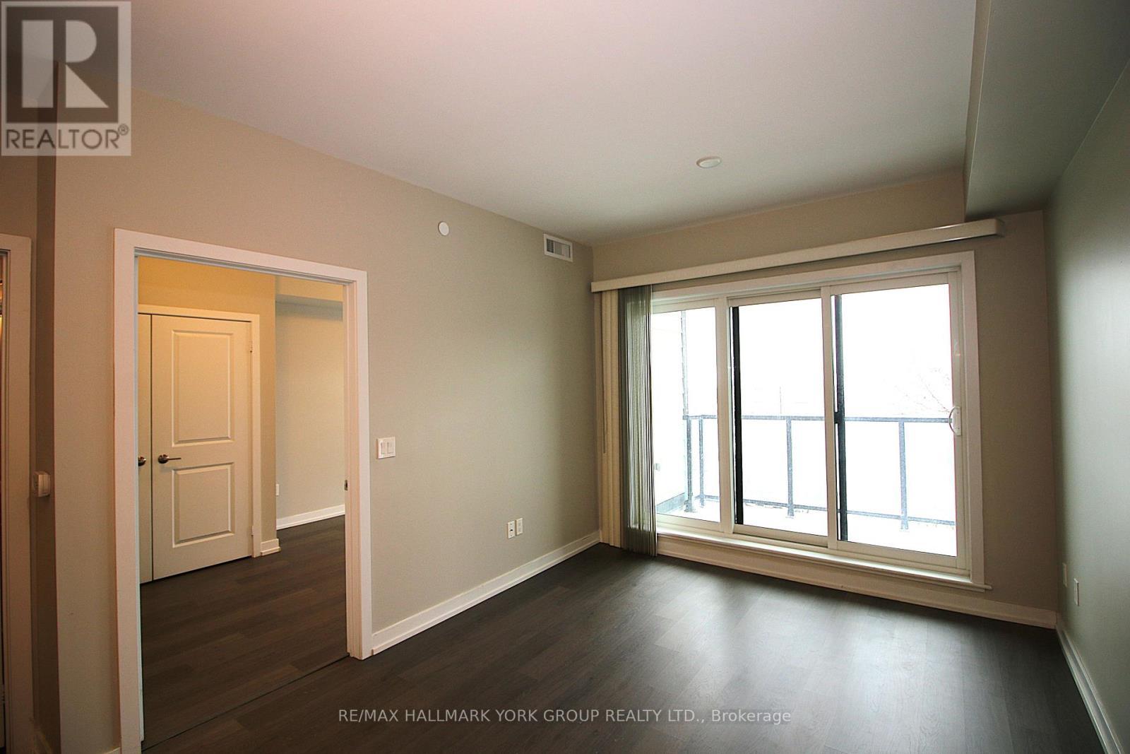 225 - 555 William Graham Drive, Aurora, ON - Indoor Photo Showing Other Room
