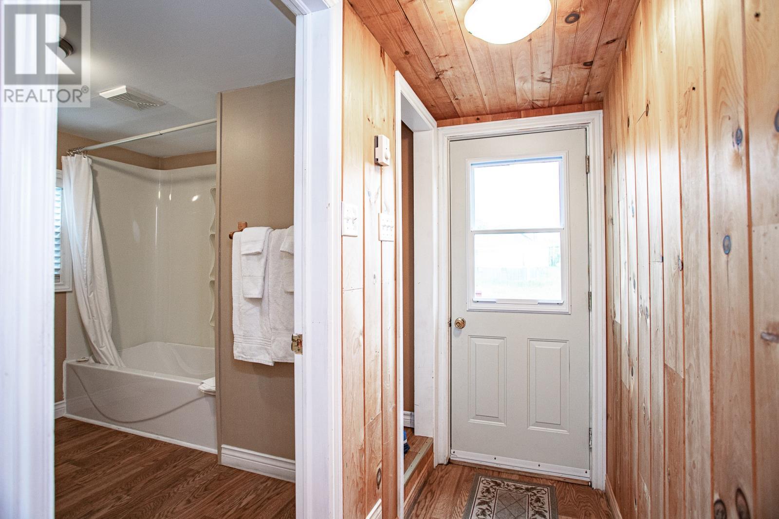 5 Ash'S Lane, Trinity, NL