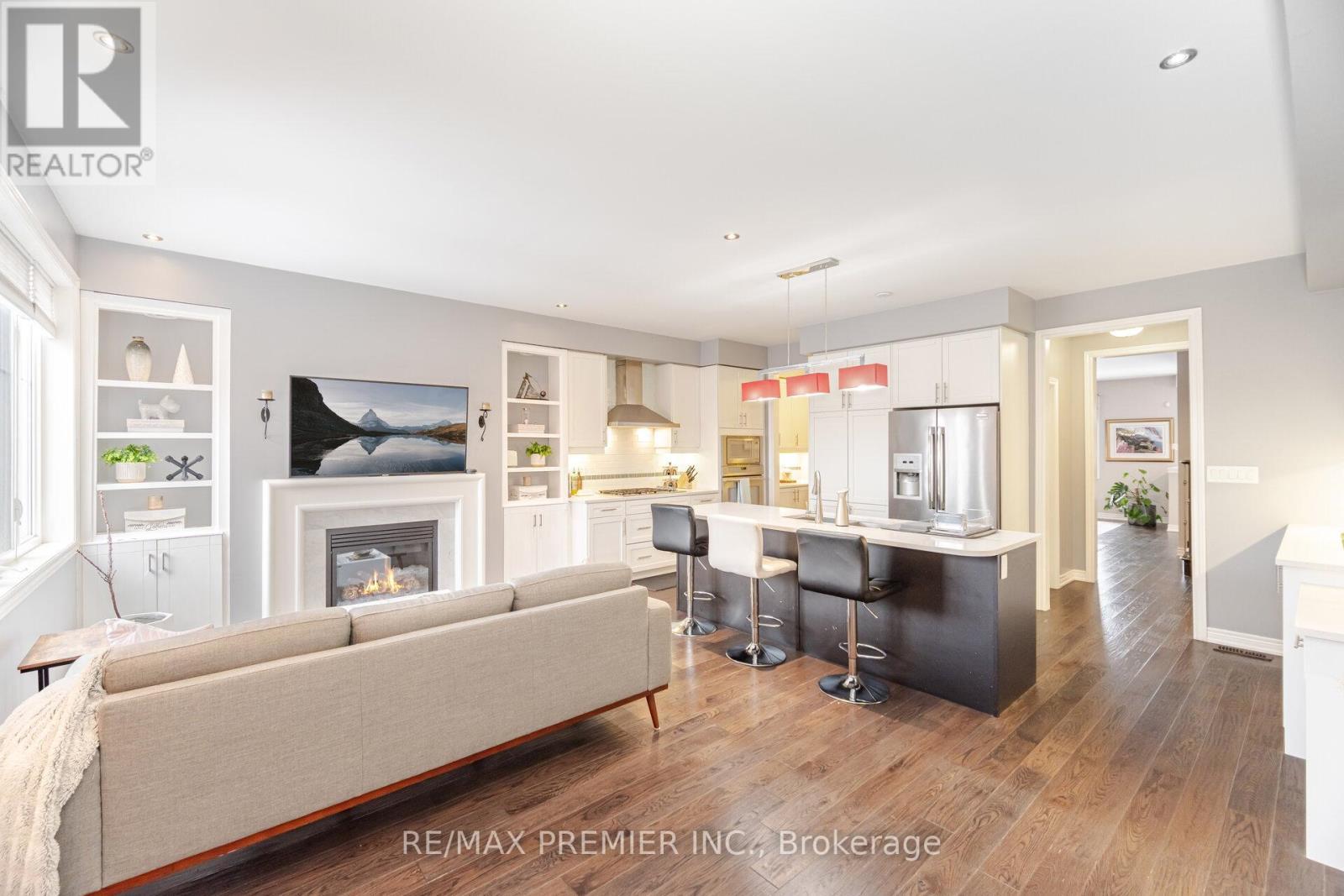 12631 Kennedy Road, Caledon, ON - Indoor Photo Showing Other Room With Fireplace
