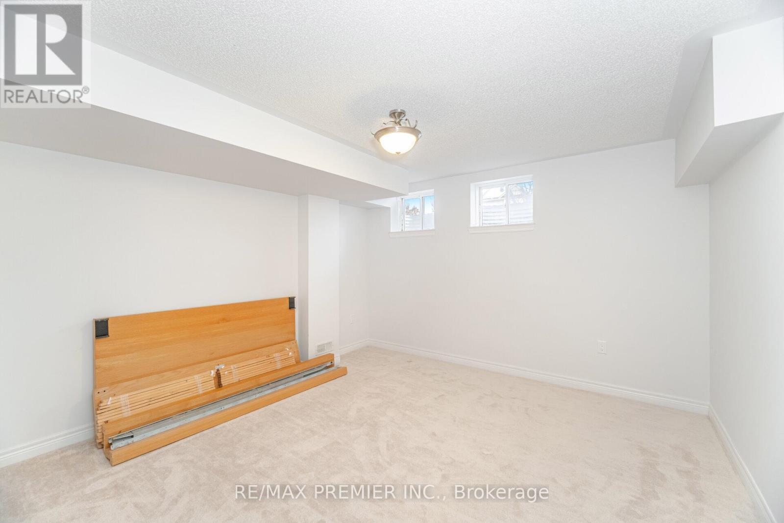 12631 Kennedy Road, Caledon, ON - Indoor Photo Showing Other Room