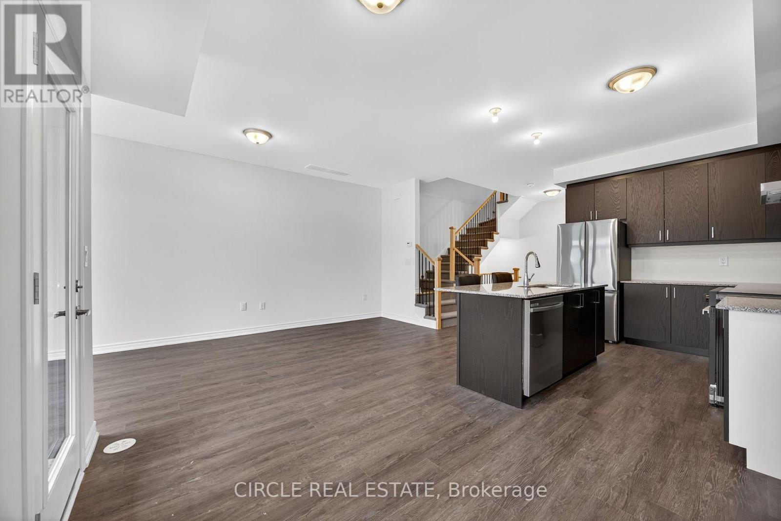 6 Wyn Wood Lane, Orillia, ON - Indoor Photo Showing Kitchen