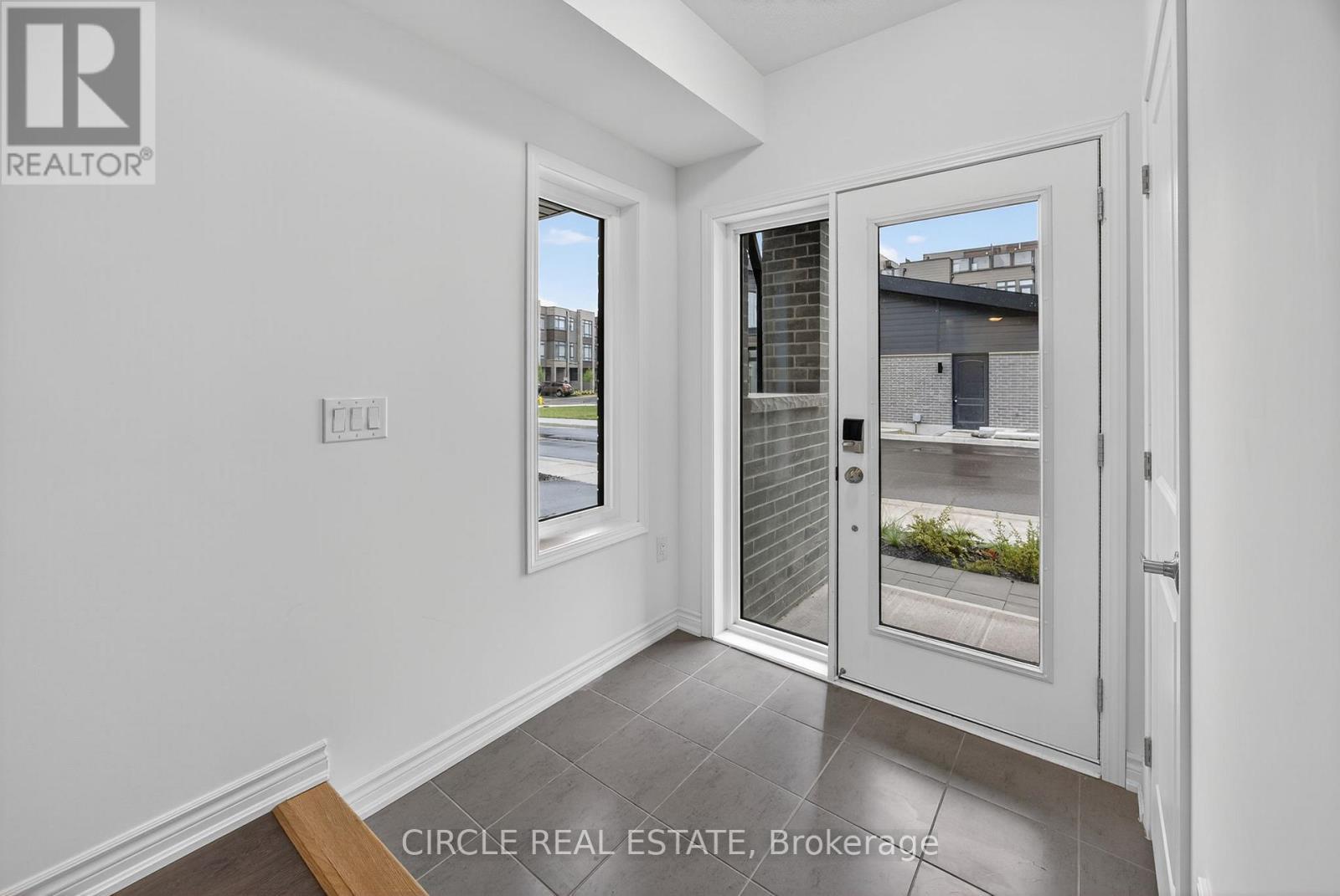 6 Wyn Wood Lane, Orillia, ON - Indoor Photo Showing Other Room