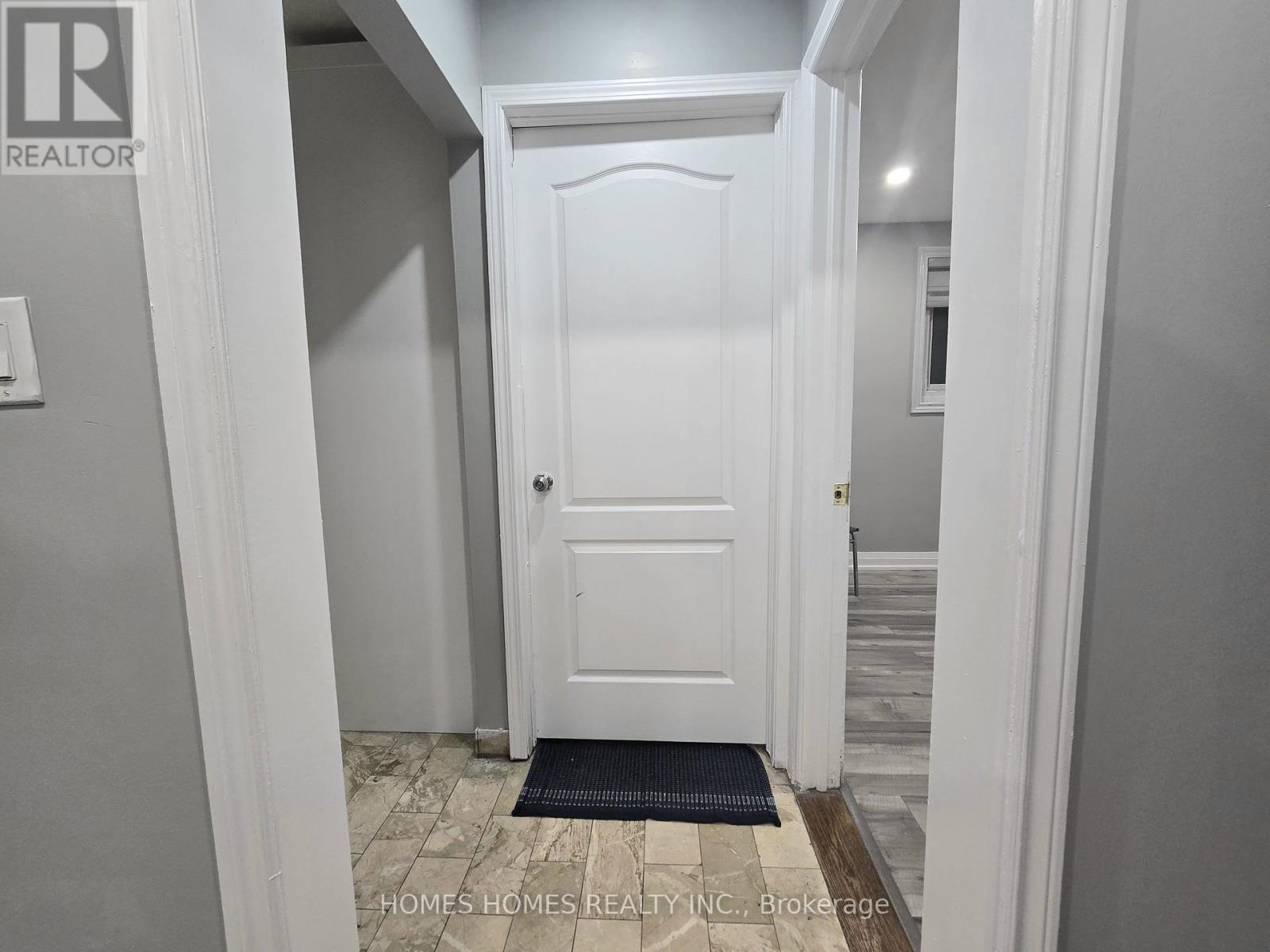 65 Elnathan Crescent, Toronto, ON - Indoor Photo Showing Other Room