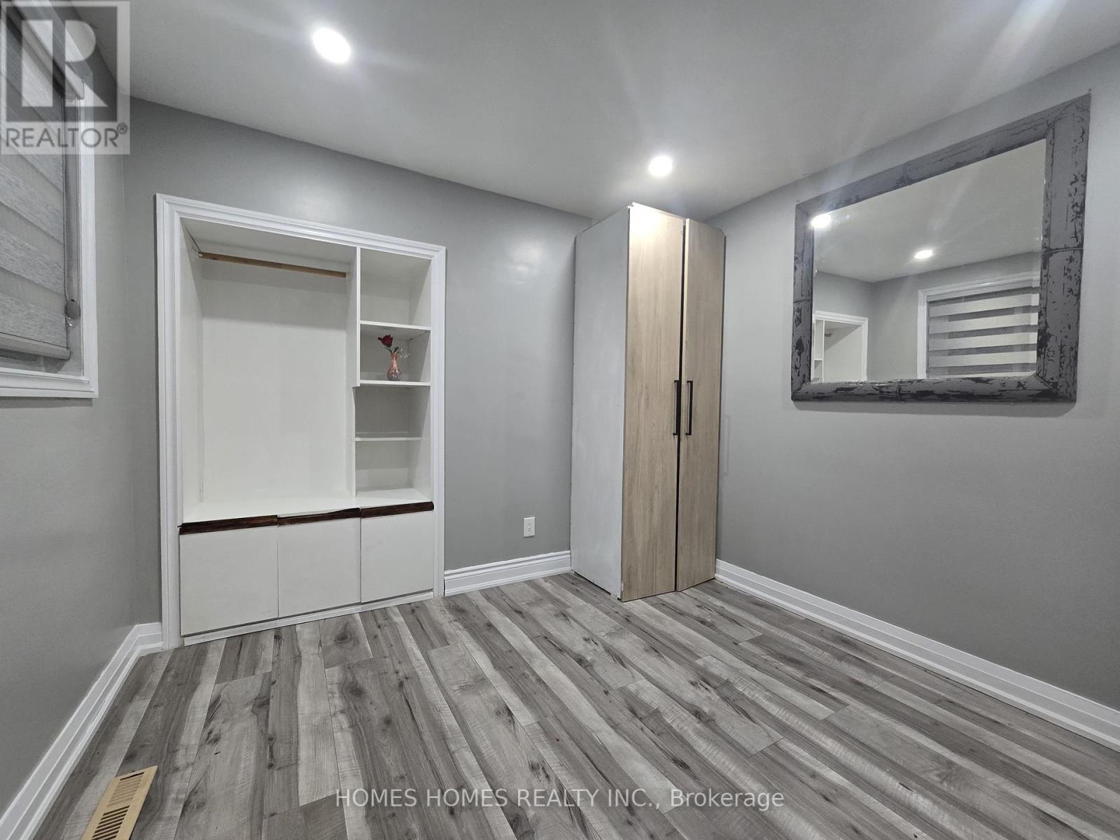 65 Elnathan Crescent, Toronto, ON - Indoor Photo Showing Other Room