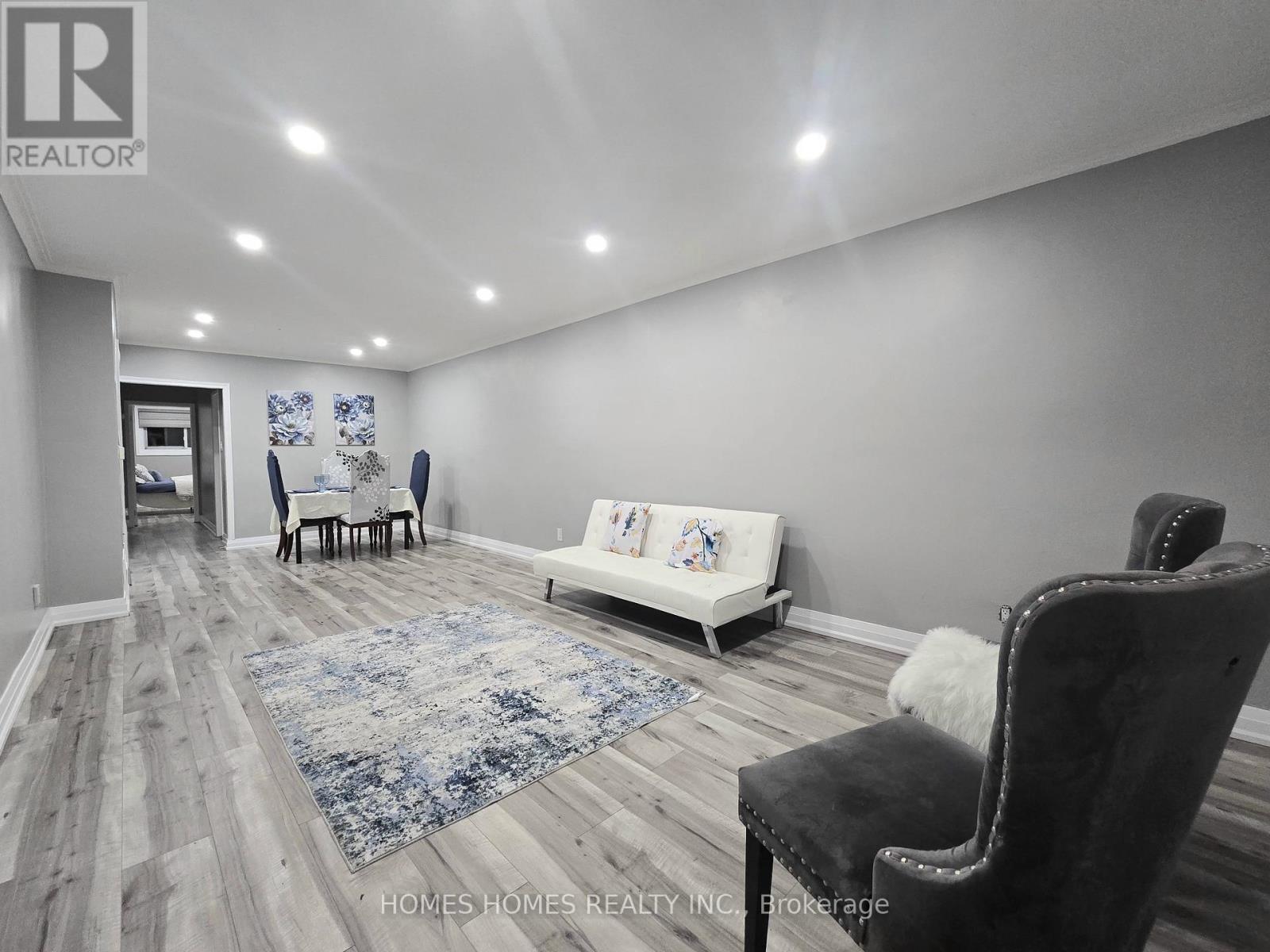 65 Elnathan Crescent, Toronto, ON - Indoor