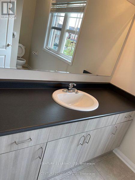 4 Caliper Road S, Brampton, ON - Indoor