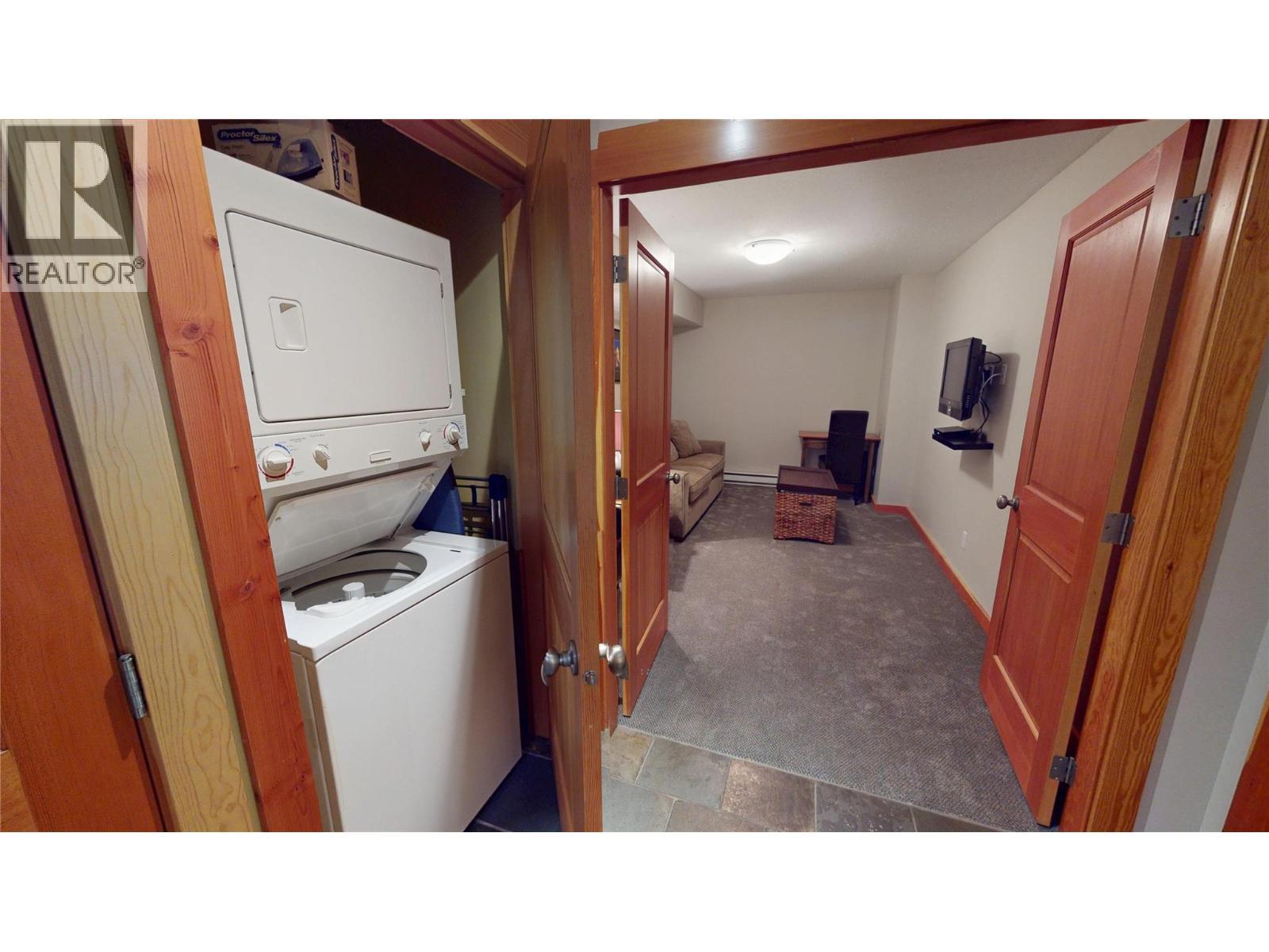 45 Rivermount Place Unit# 102D, Fernie, BC - Indoor Photo Showing Laundry Room