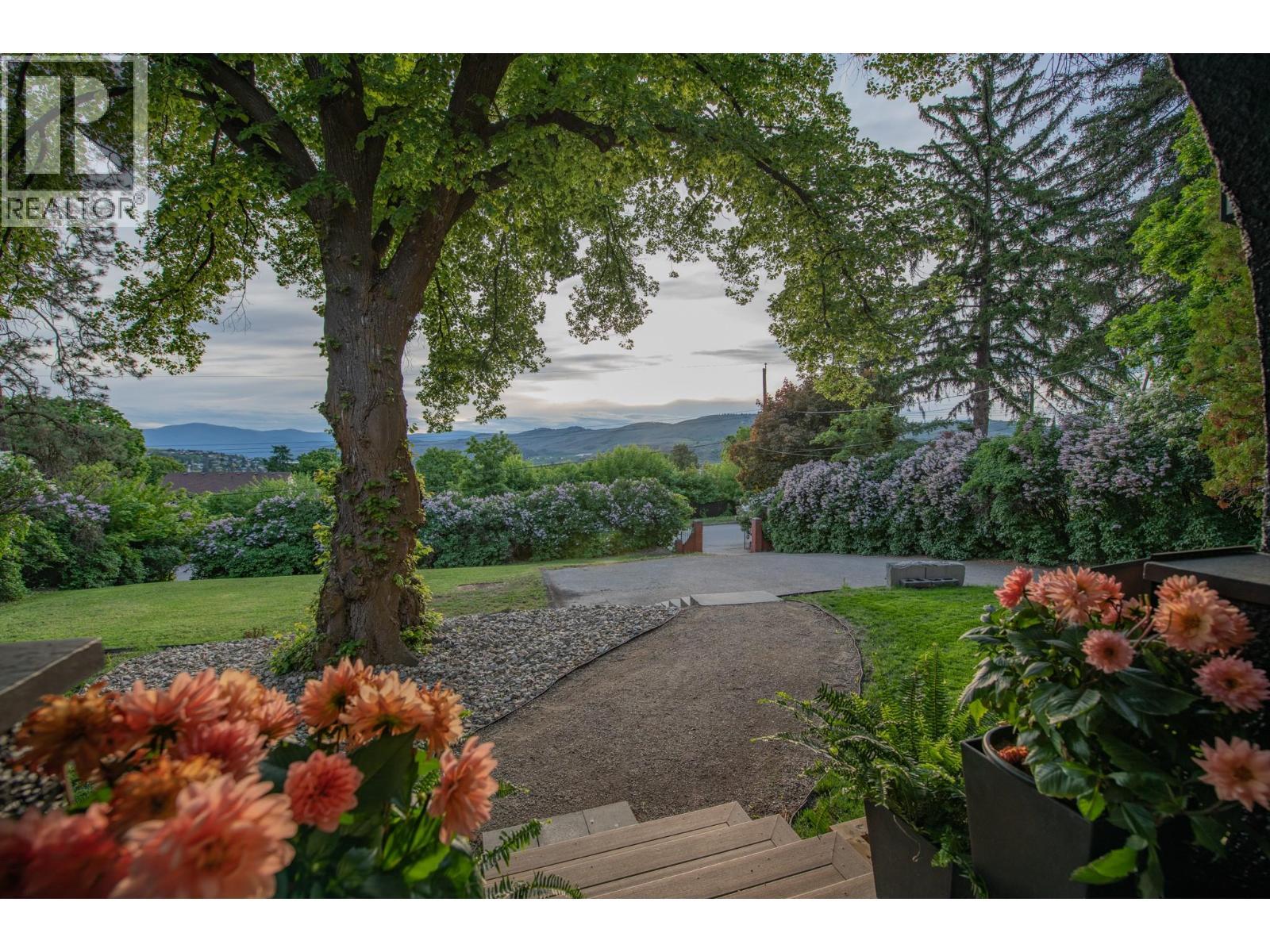 2505 23 Street, Vernon, BC - Outdoor With View