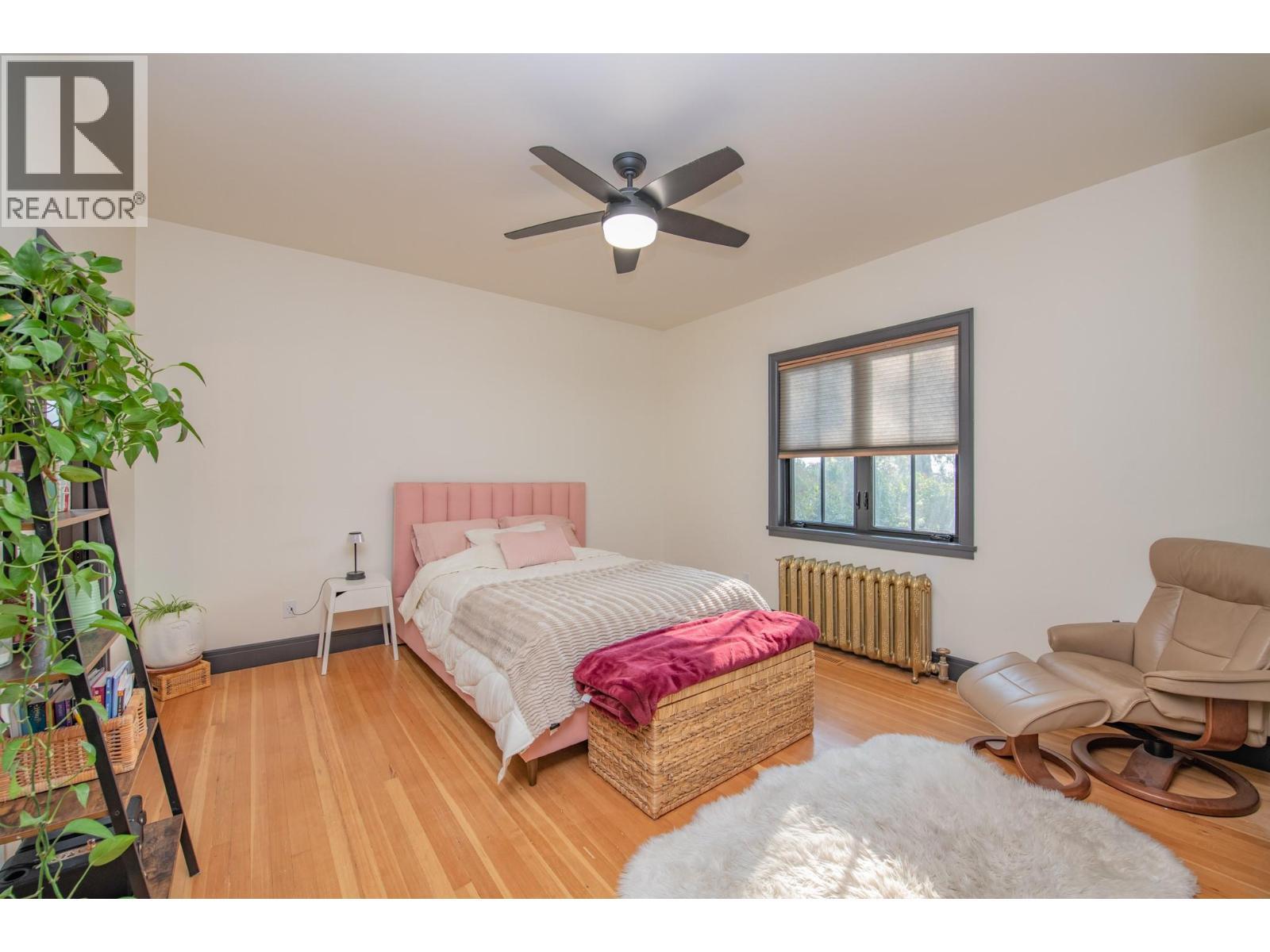 2505 23 Street, Vernon, BC - Indoor Photo Showing Bedroom