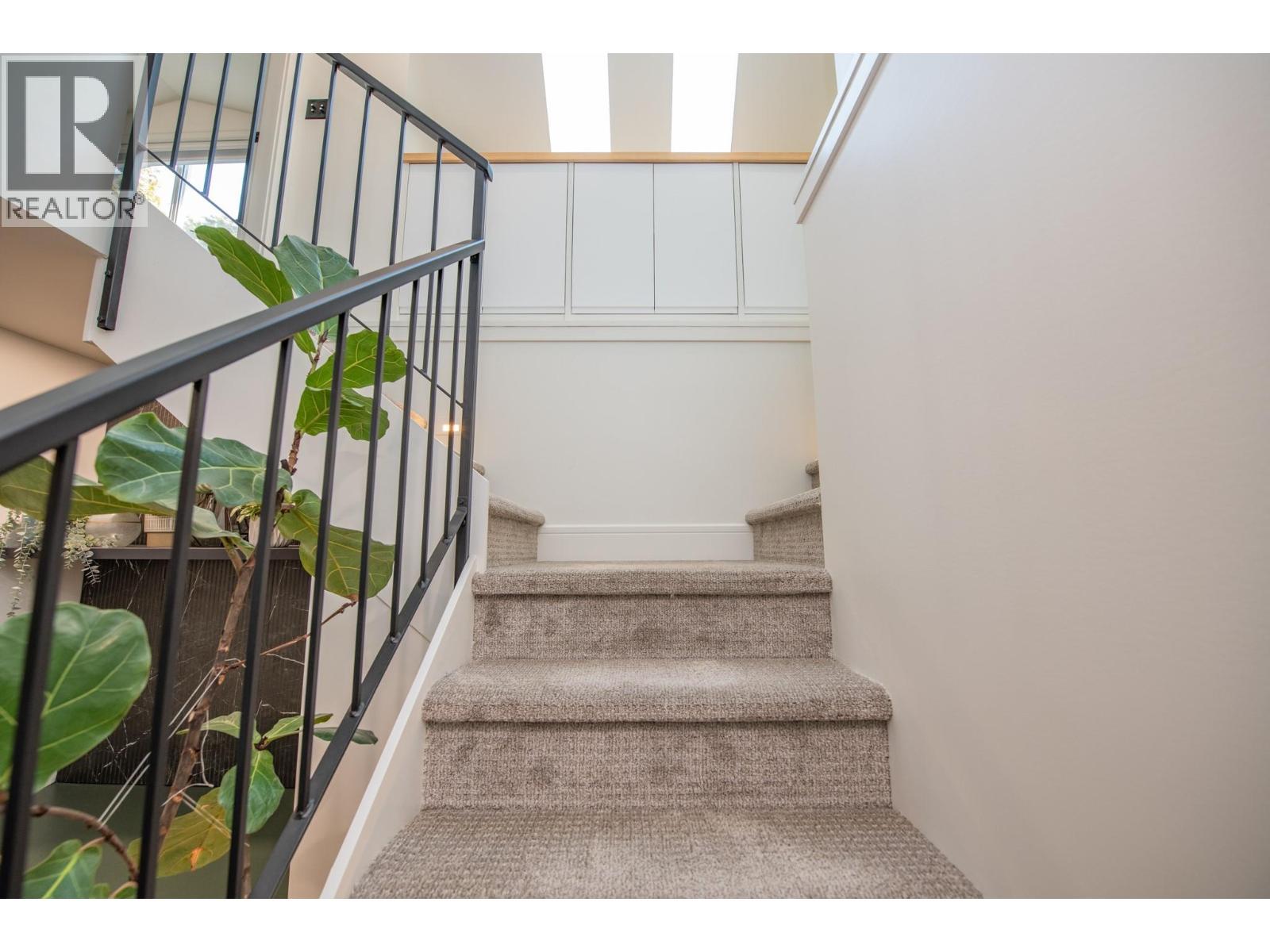 2505 23 Street, Vernon, BC - Indoor Photo Showing Other Room