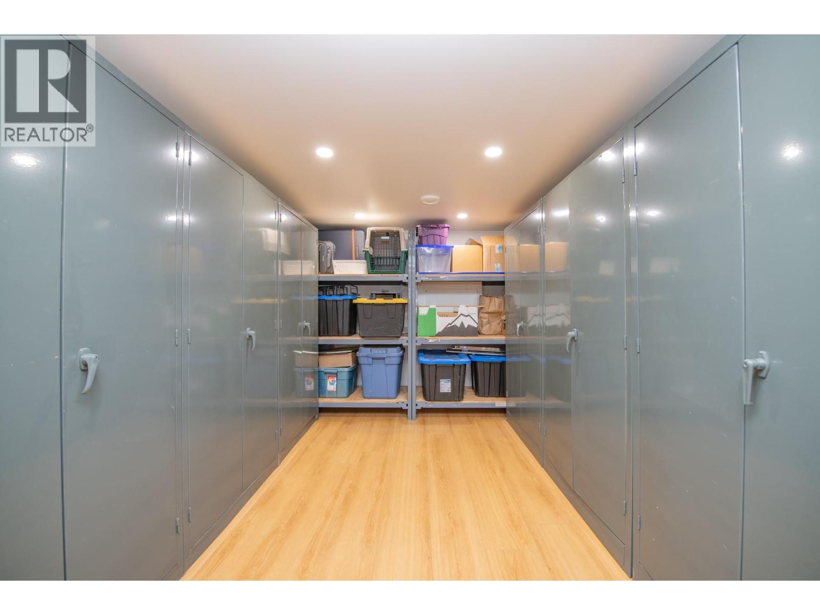 Built-in storage locker - 2505 23 Street, Vernon, BC - Indoor