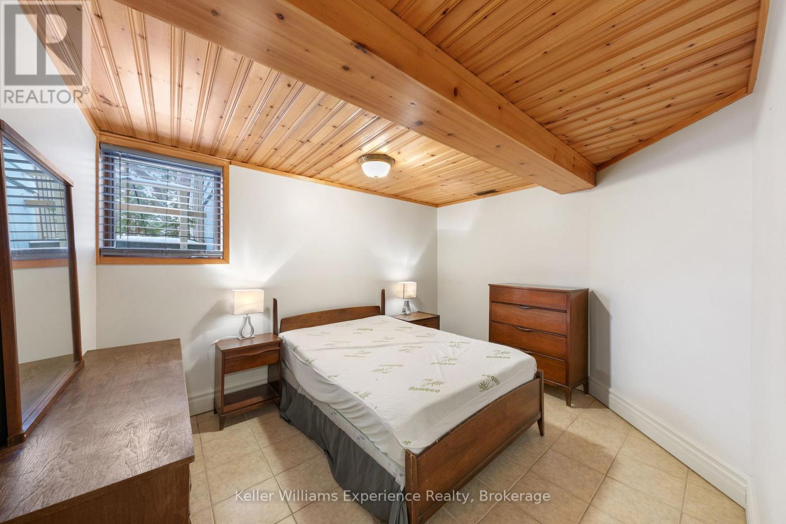 14 Rowntree Lane, Tiny, ON - Indoor Photo Showing Bedroom