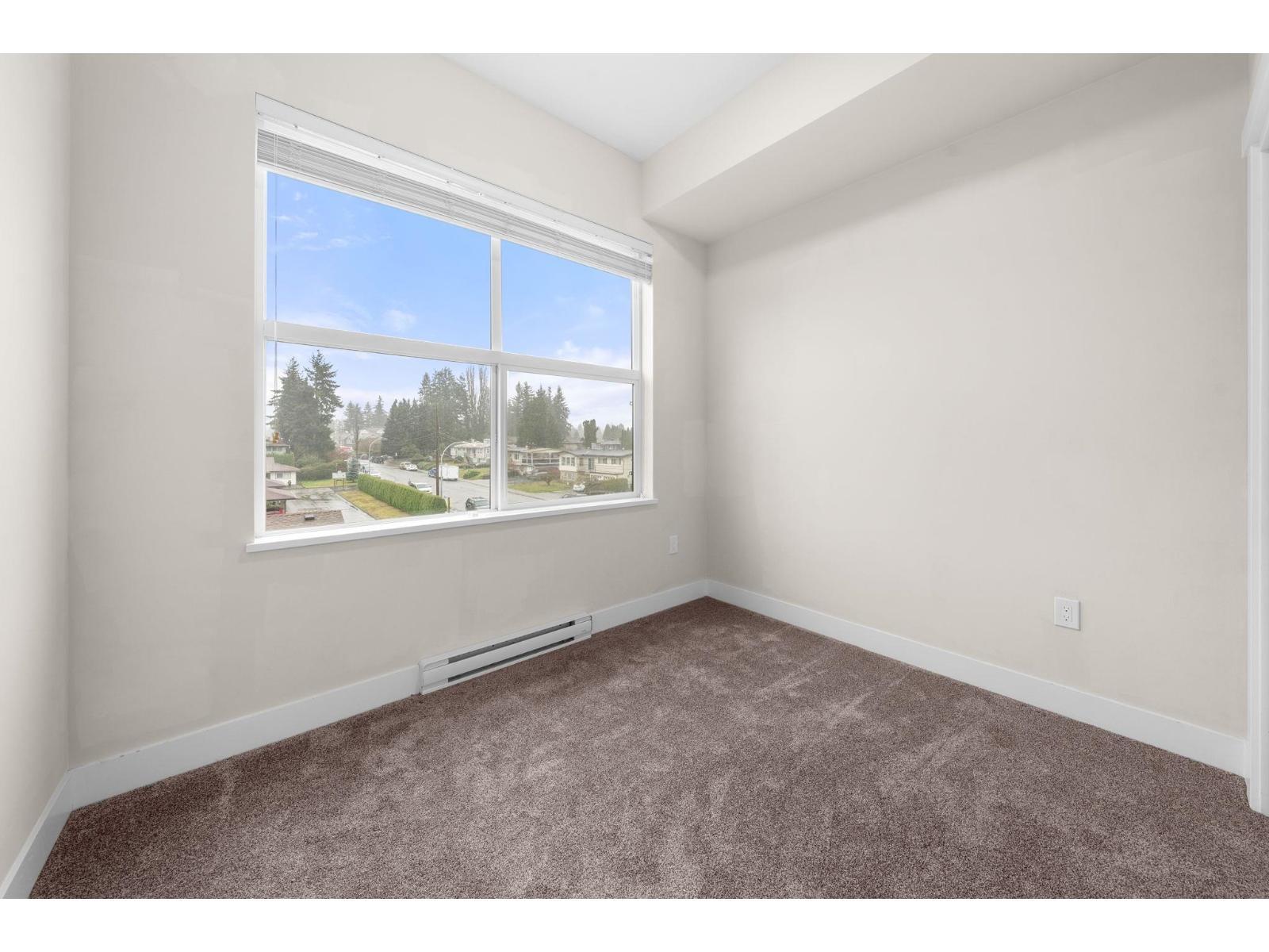 312 2120 Gladwin Road, Abbotsford, BC - Indoor Photo Showing Other Room